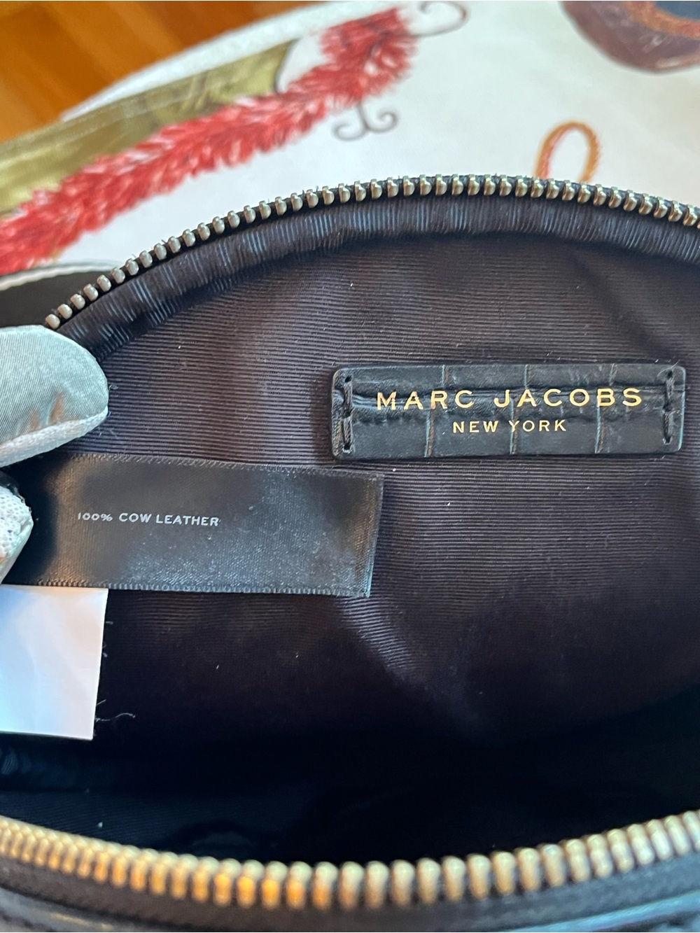 Marc Jacobs Black Rewind Croc-Embossed Oval Crossbody Bag w/Gold Hardware (EUC) - Picture 11 of 14